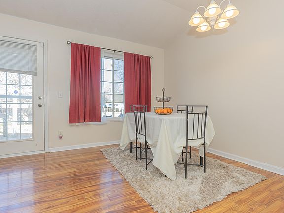 5th image of 3840 Collingswood Dr