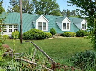 1360 Athens Rd, Calhoun, TN 37309