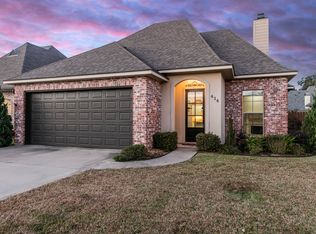 414 Copper Ridge Dr, Youngsville, LA 70592