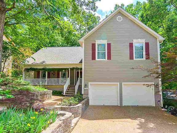 2nd image of 1304 Joshua Dr SE