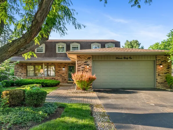 1131 Laureli Cir, Naperville, IL 60540