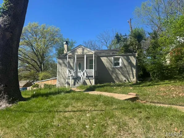 15 N Harvey Ave, Saint Louis, MO 63135