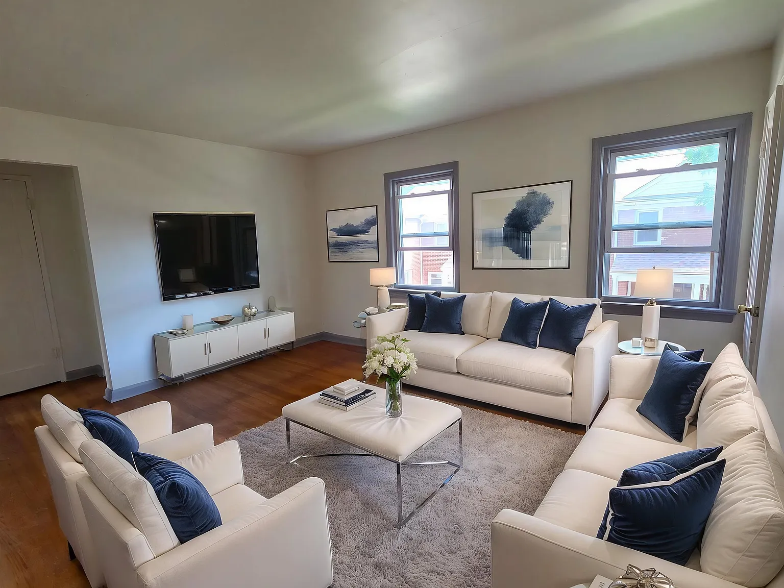140 Van Houten Ave — Photo 2