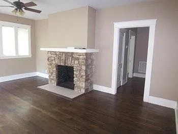 2 bed, $1,300 — Photo 2