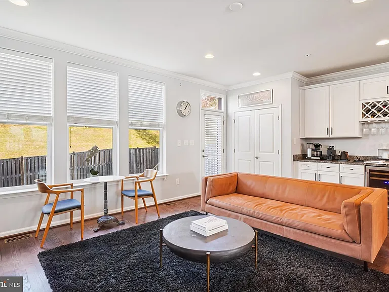 6947 Country Club Ter — Photo 17