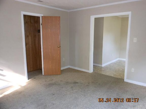 2nd image of 114 Brush Hill Ct #11