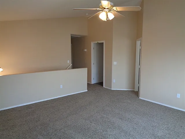 10440 W Colter St — Photo 8