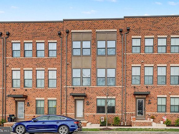 2nd image of 1518 Decatur St #C