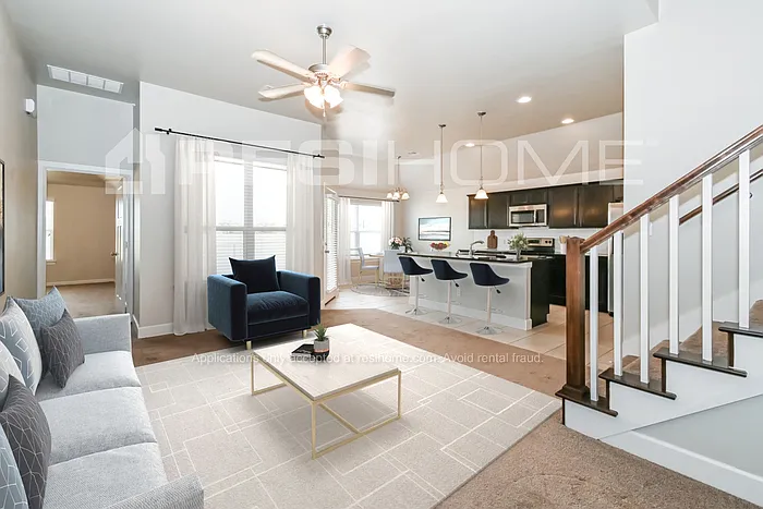 8161 Brighton Ave — Photo 4