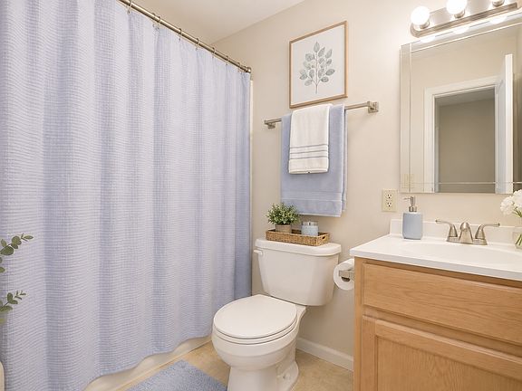 4th image of 2250 Perrysburg Holland Rd #2f0d0c353