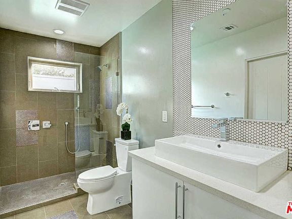 5th image of 3716 Veteran Ave #2