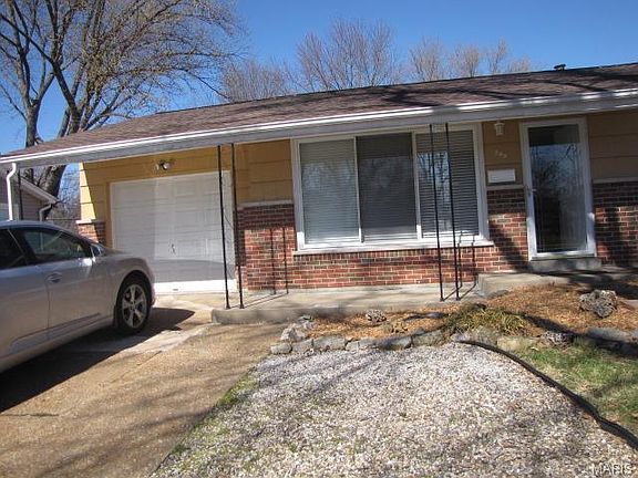 2nd image of 545 Lynn Haven Ln
