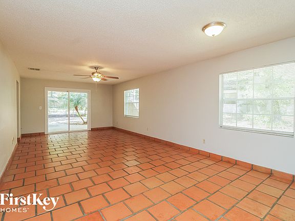 3rd image of 30525 Saint Andrews Blvd