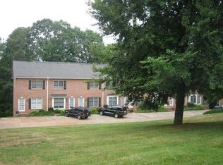 1419 King Charles Dr, Clemmons, NC 27012