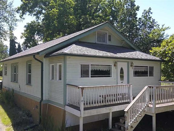 2nd image of 1122 W Lauridsen Blvd