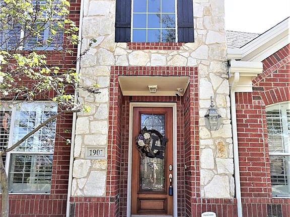 3rd image of 1901 Devereux Ct