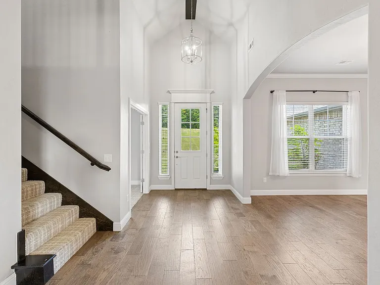 5709 Asheville Way — Photo 3