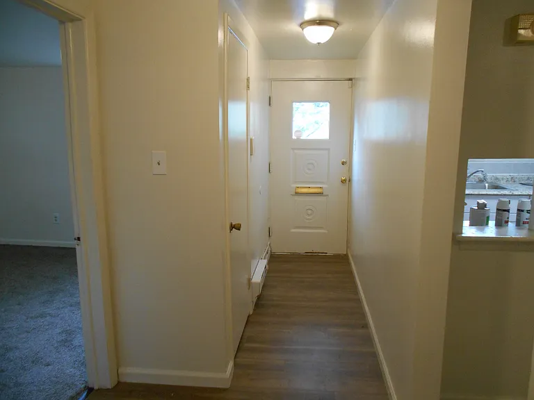 Muhlenberg Lakeview Apartments — Photo 7