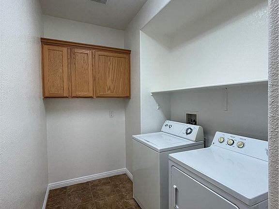 5th image of 10155 Tait St