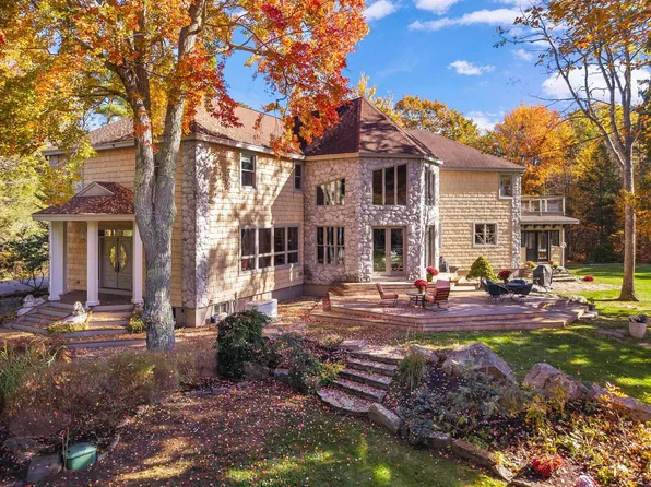 3 Rokonomo Way, York, ME 03902