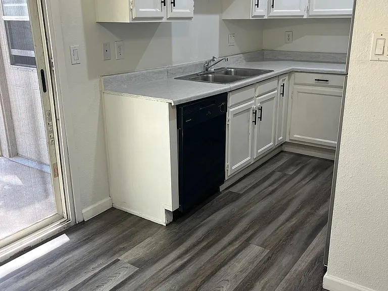 6254 E Greenway Cir #2 & 4 — Photo 12