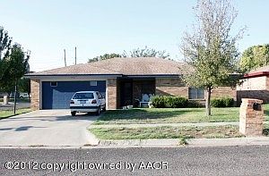 3rd image of 3910 Lewis Ln