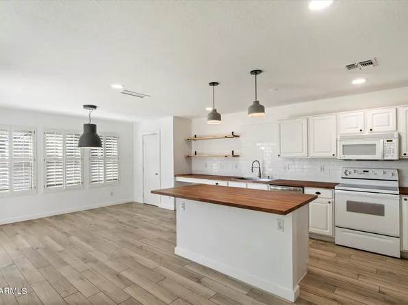 2145 E LONGHORN Place, Chandler, AZ 85286