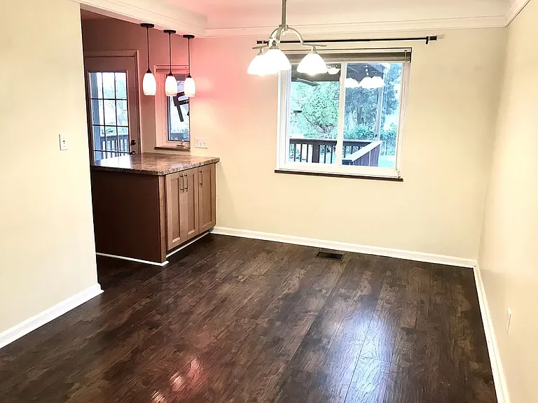 1101 Morado Dr — Photo 10