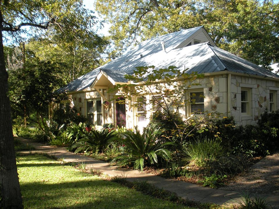 Pecan nuts and squirrels at 600 Pecan Grove, 78704