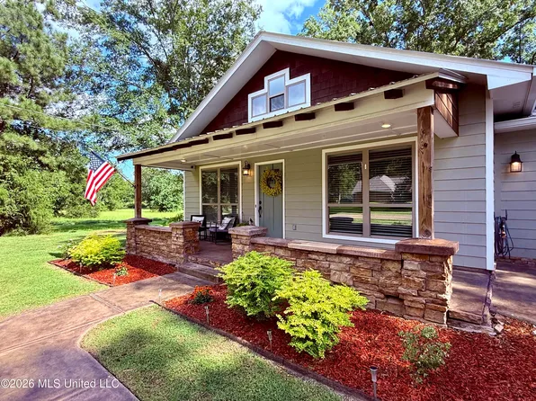 400 McKay Cir, Pelahatchie, MS 39145