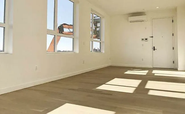 Rented by Brooklyn Group | media 32