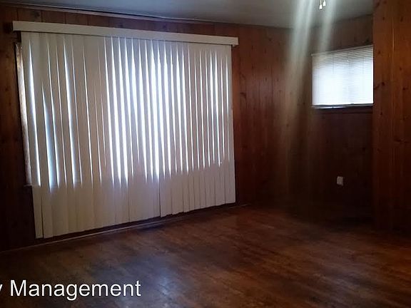 2nd image of 5910 Belmont Ave