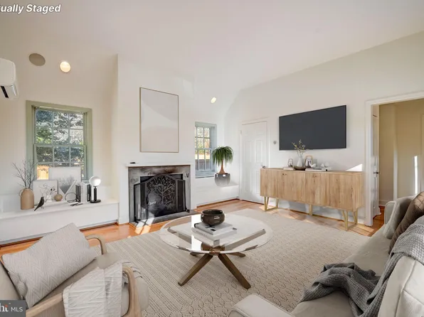 703 Linden Rd, Wyndmoor, PA 19038