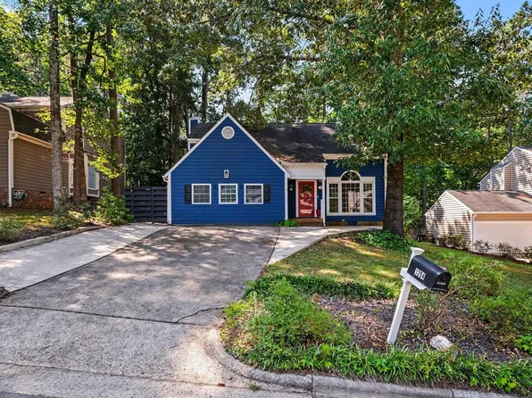 1204 Belhaven Rd, Cary, NC 27513