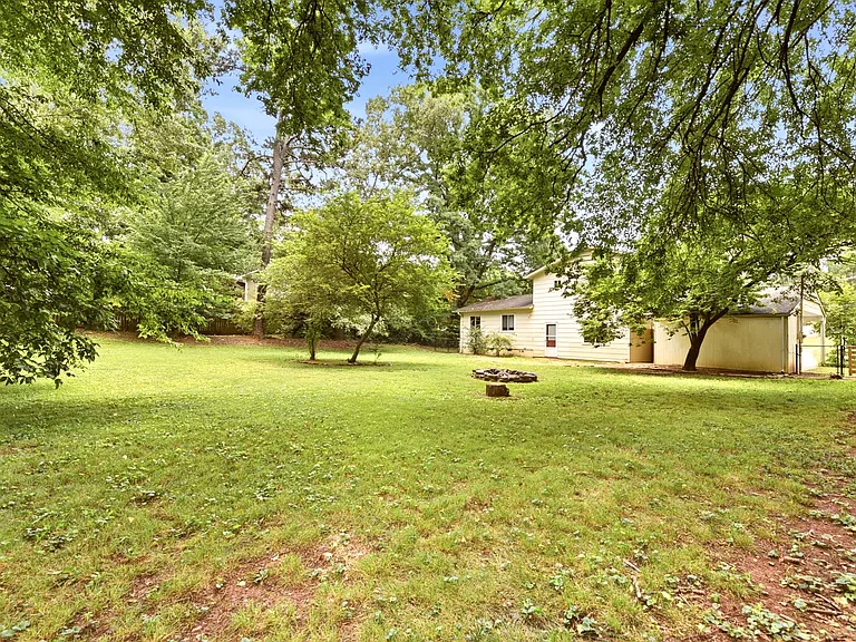 1412 Arrow Wood Rd — Photo 27