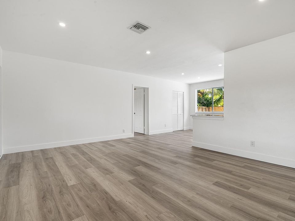 1st image of 311 NW 37th Street