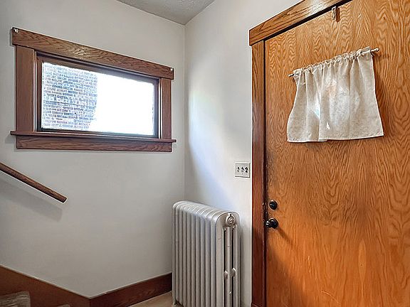 5th image of 620 S 31st Ave