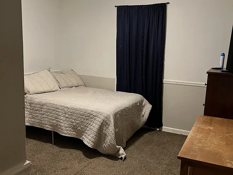Navajo Dr — Photo 1