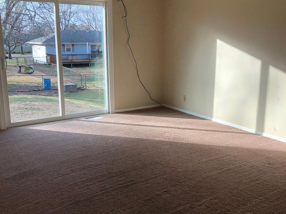 4th image of 3122 Cambridge St #3122
