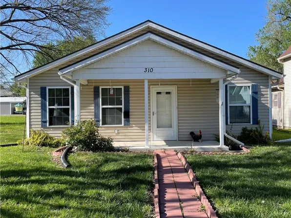 310 W Cornhill St, Cameron, MO 64429
