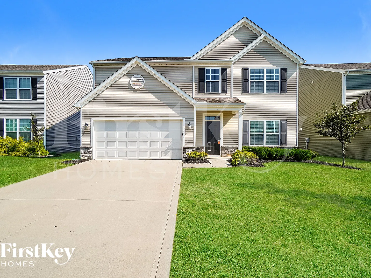 3 bed, 3.0 bath, 2560 sqft, $3,020 — Photo 1