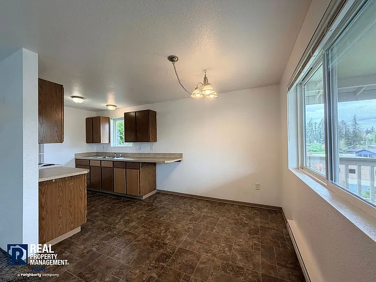 9002 154th Avenue Ct NW — Photo 2