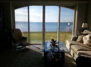 30 Harbour Isle Dr E #102, Fort Pierce, FL 34949