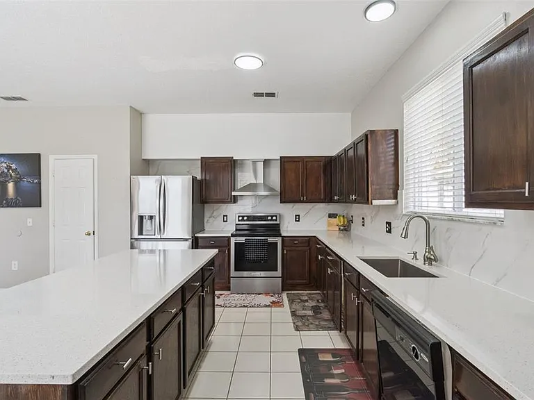 1002 Belvoir Dr — Photo 11