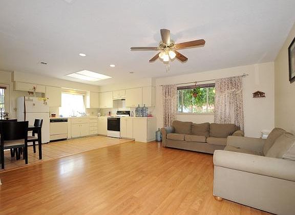 3rd image of 3693-95 Myrtle Ave