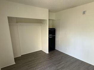 1881 Kapiolani Blvd, Honolulu, HI 96826