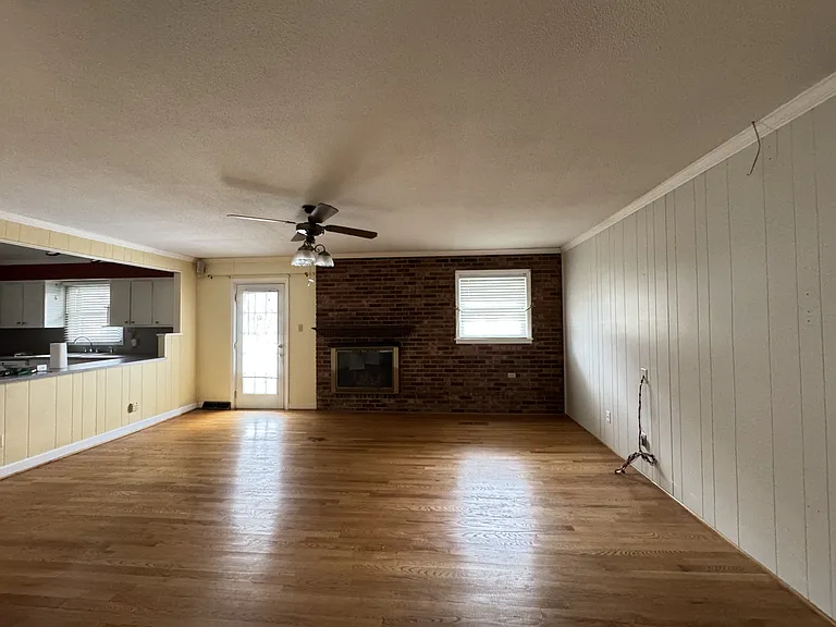 1032 Belmorrow Dr — Photo 8