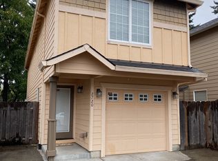 2720 SE 136th Pl, Portland, OR