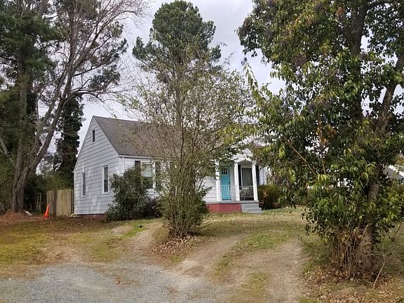 3rd image of 2430 Alycia Ave