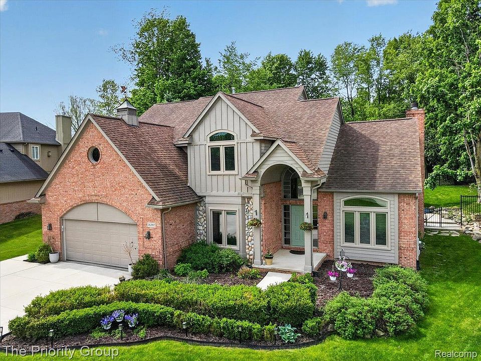 1st image of 16397 Sherwood Ln